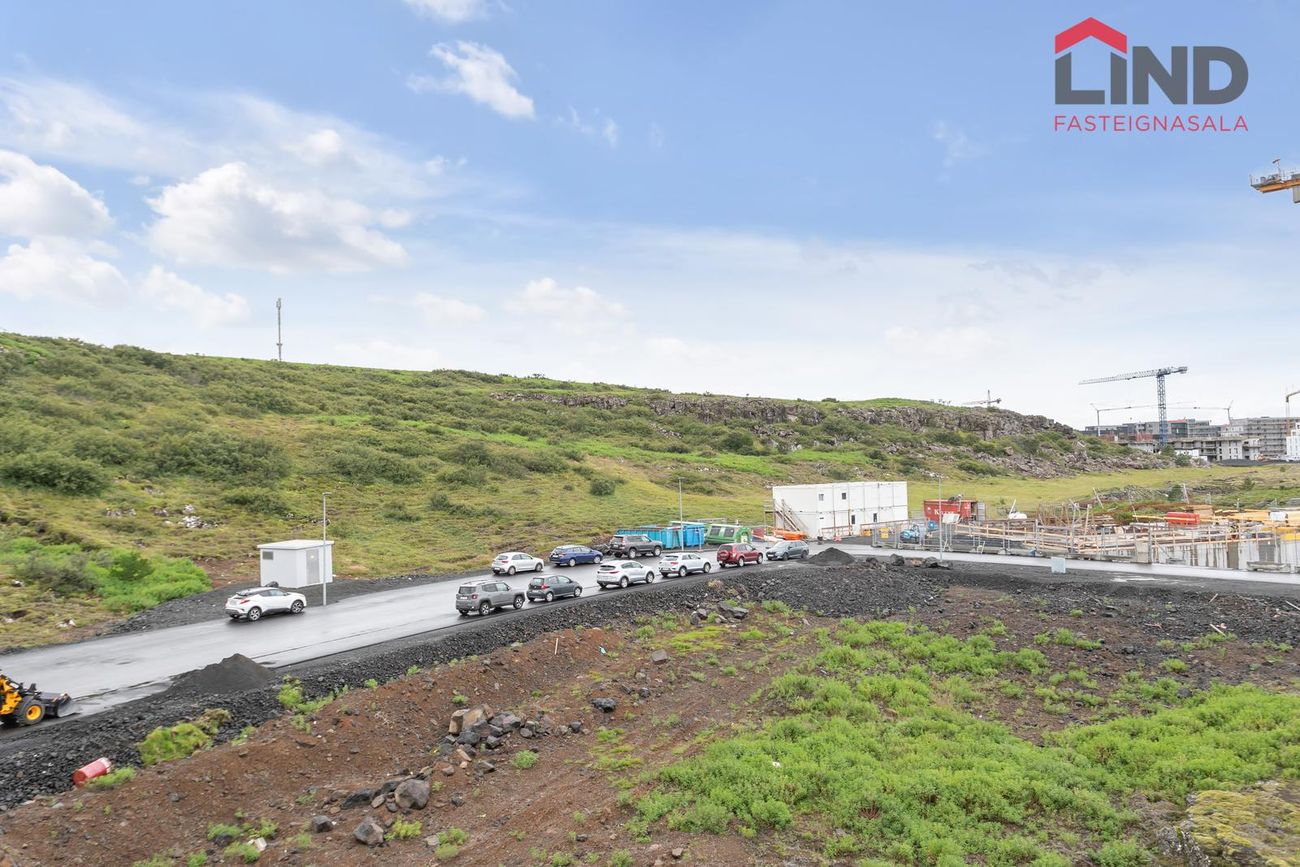 Hringhamar 37, 221 Hafnarfjörður