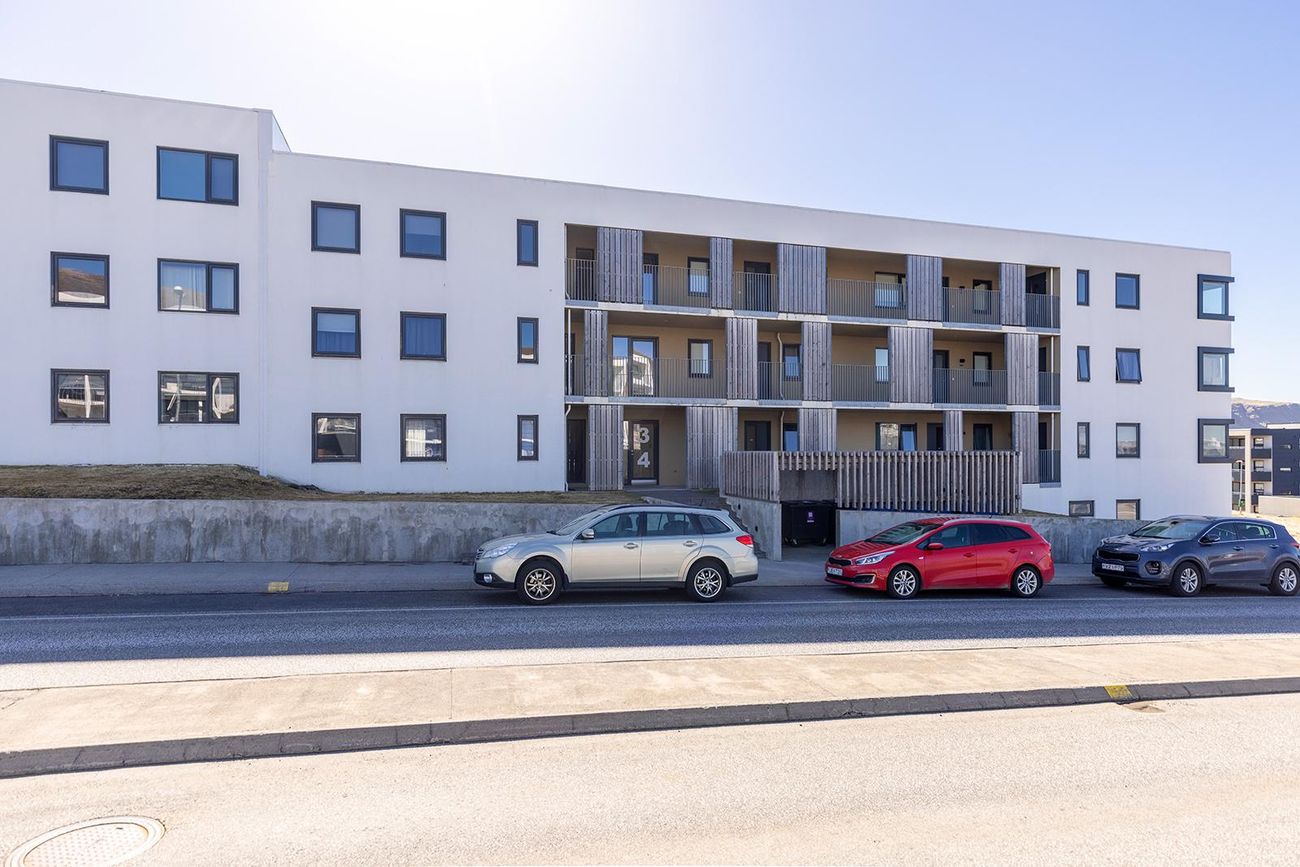Vefarastræti 34, 270 Mosfellsbær