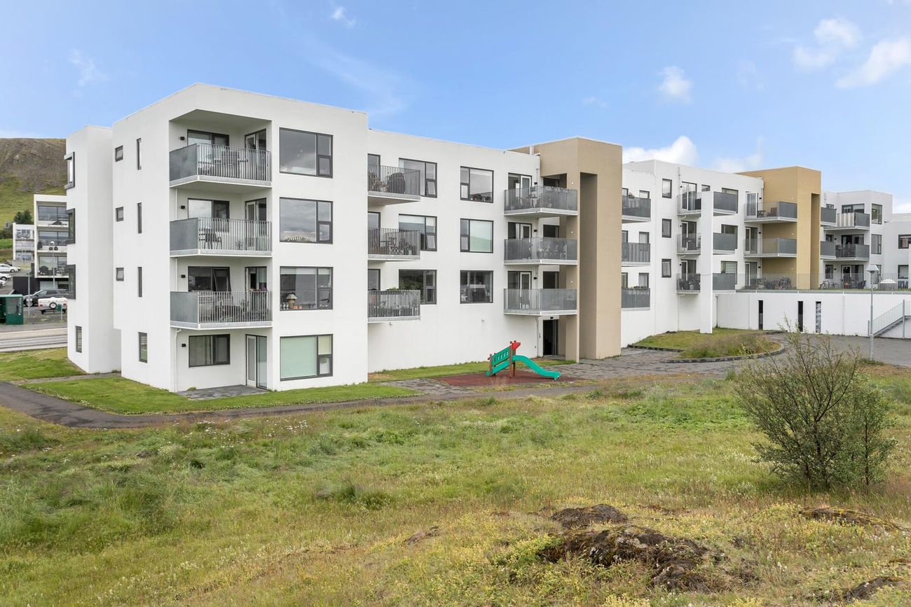 Vefarastræti 34, 270 Mosfellsbær