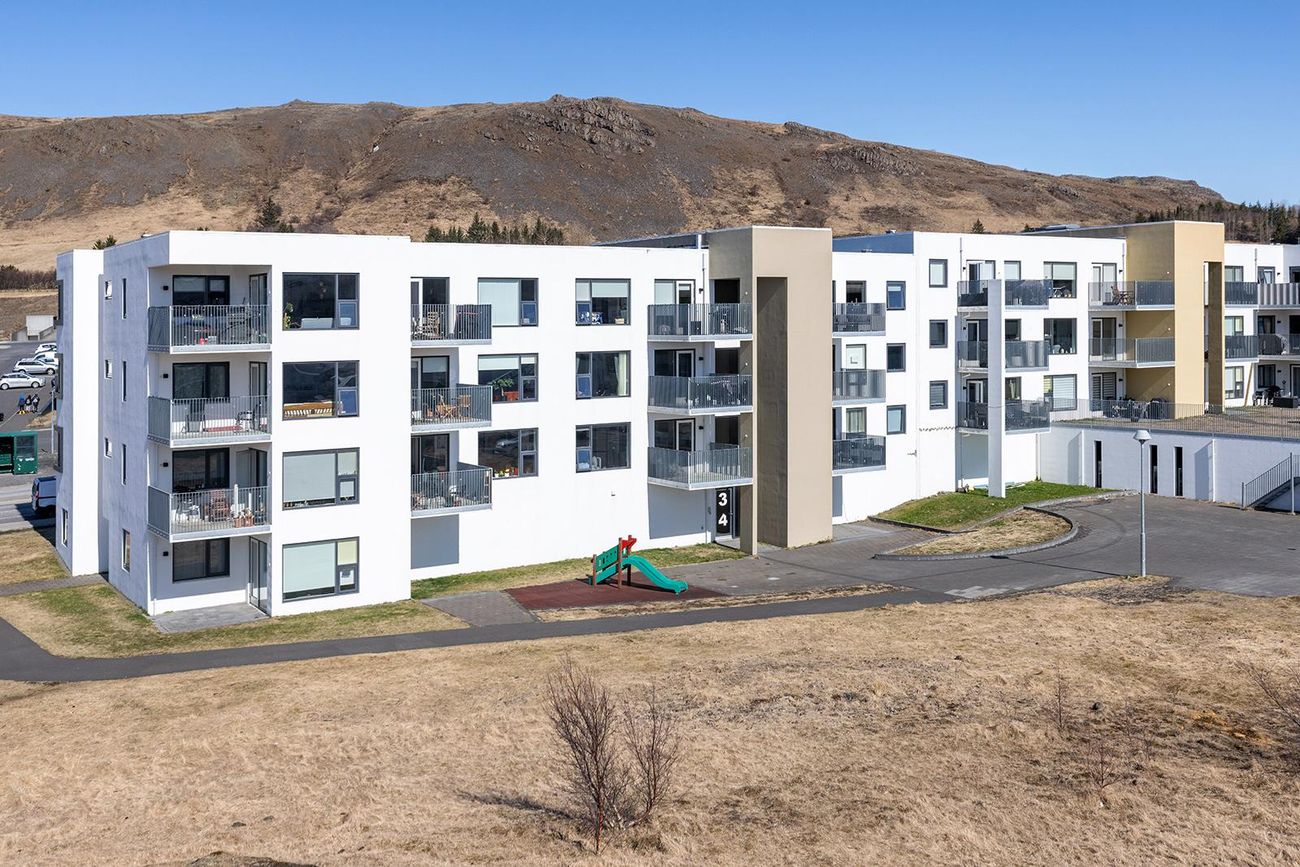 Vefarastræti 34, 270 Mosfellsbær