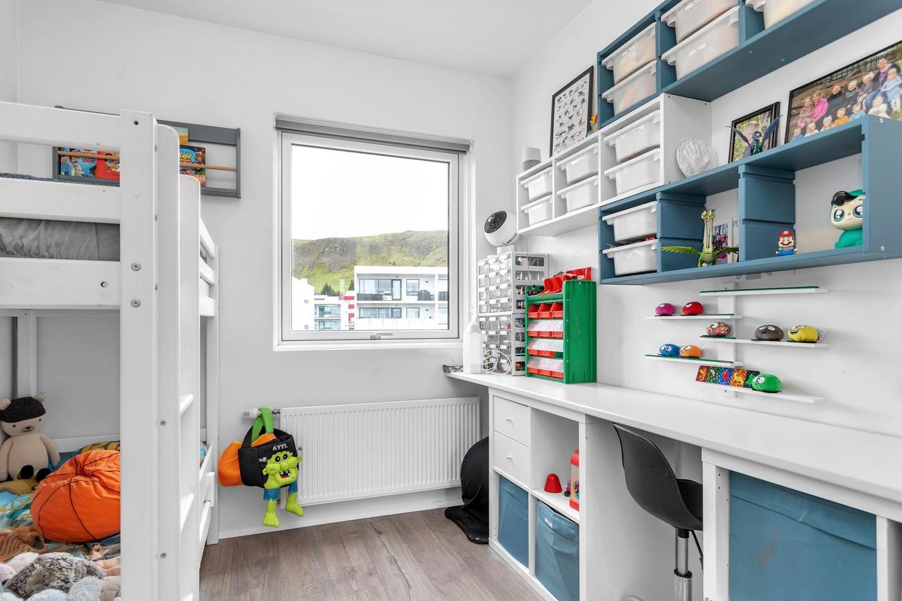 Vefarastræti 34, 270 Mosfellsbær
