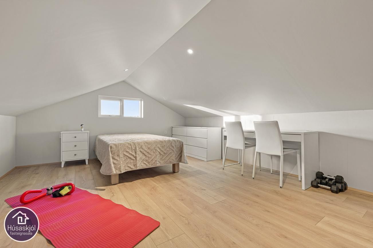 Hnjúkasel 4 - 0101, 109 Reykjavík