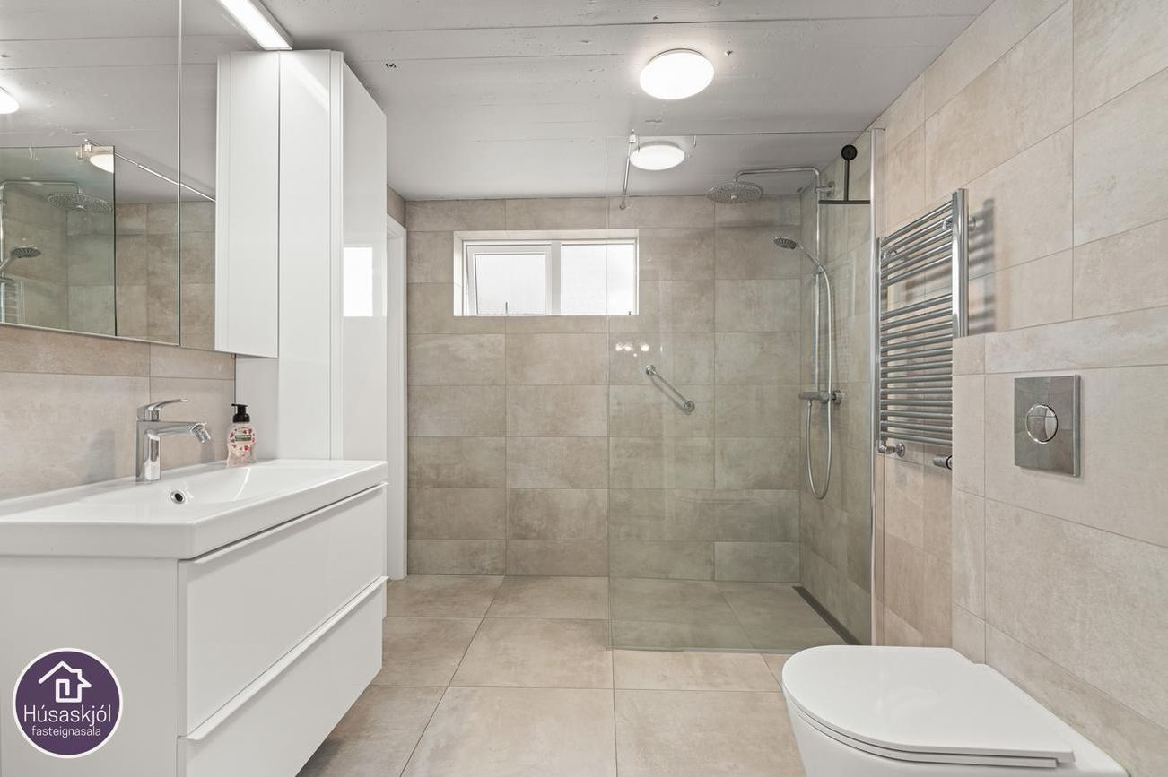 Hnjúkasel 4 - 0101, 109 Reykjavík