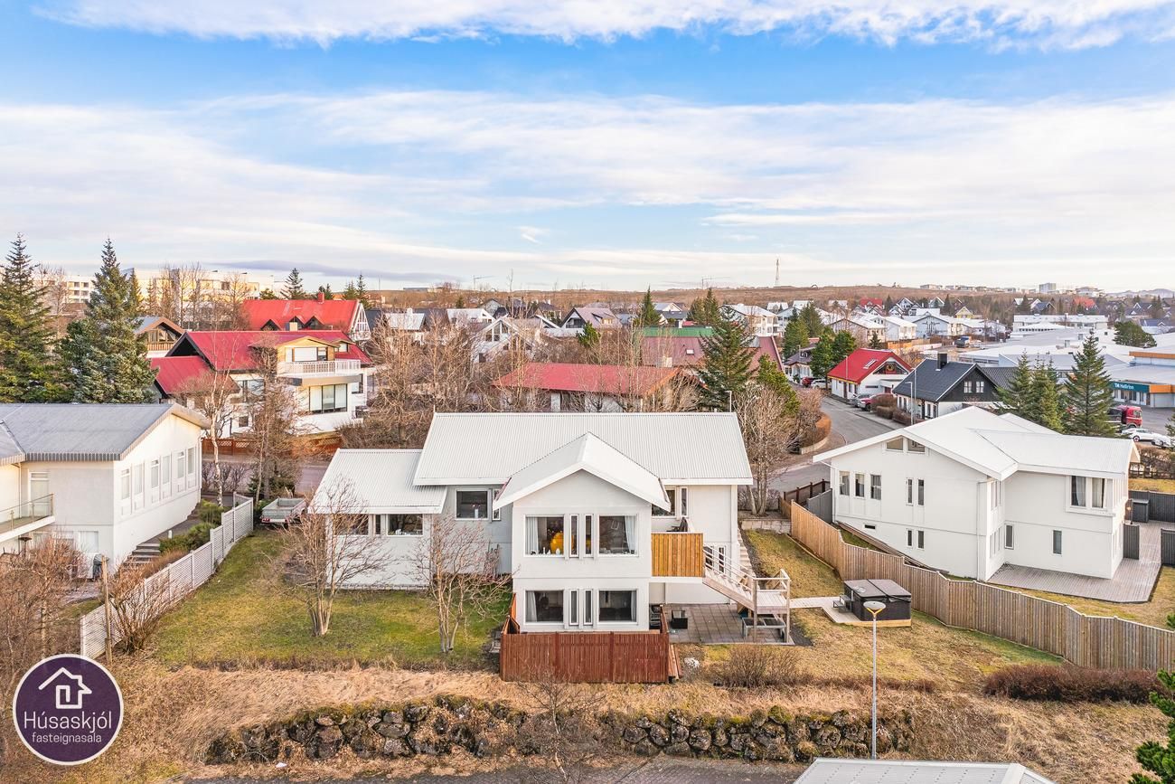 Hnjúkasel 4 - 0101, 109 Reykjavík