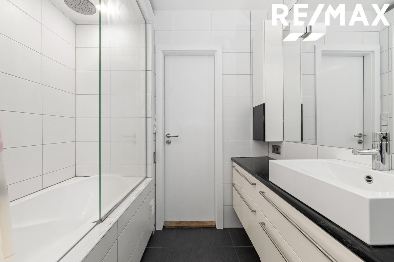 Barmahlíð 44, 105 Reykjavík