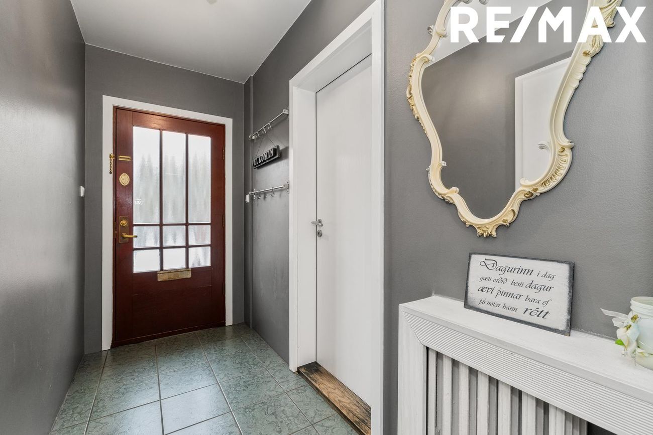 Barmahlíð 44, 105 Reykjavík