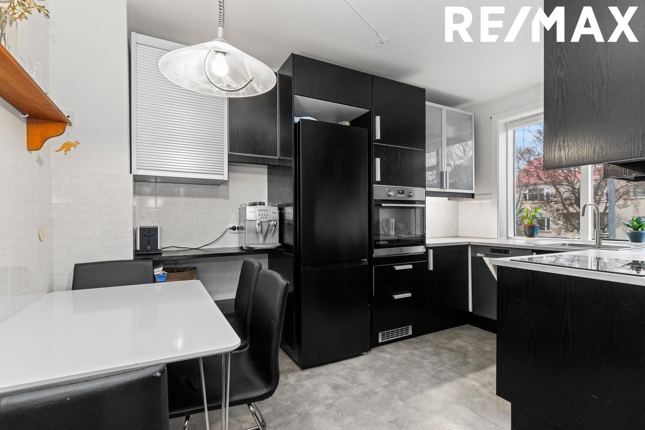 Barmahlíð 44, 105 Reykjavík