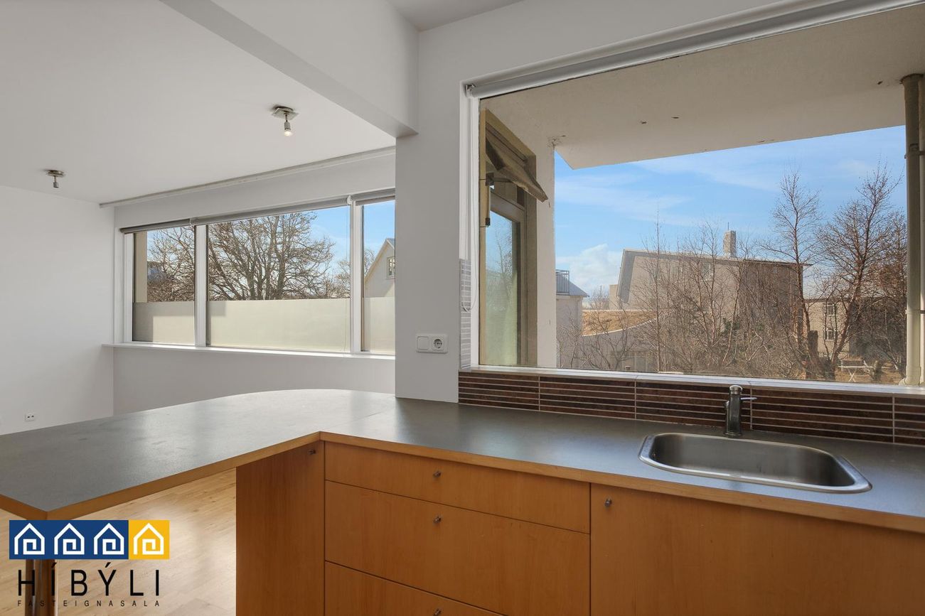 Fálkagata 17, 107 Reykjavík