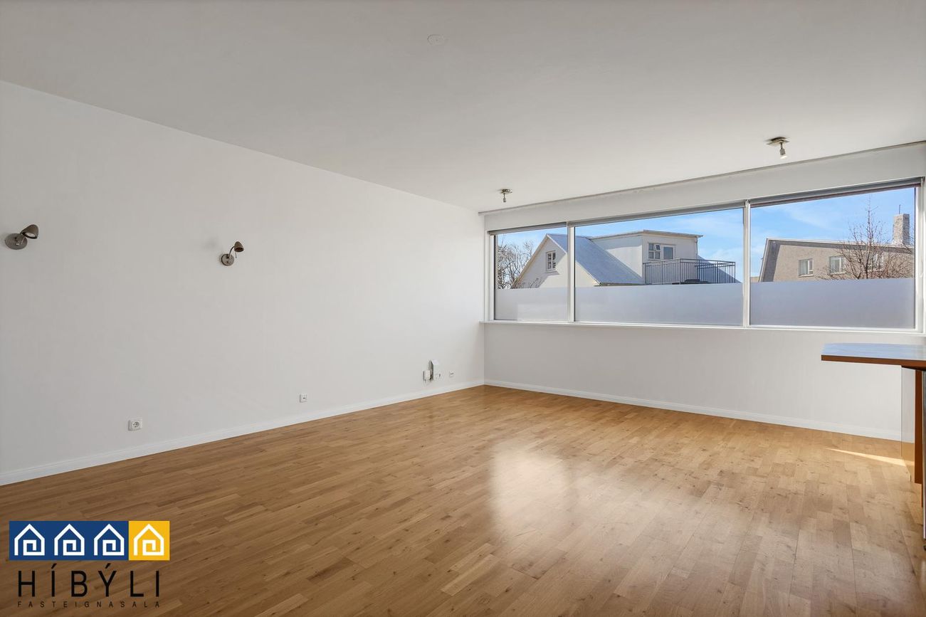 Fálkagata 17, 107 Reykjavík