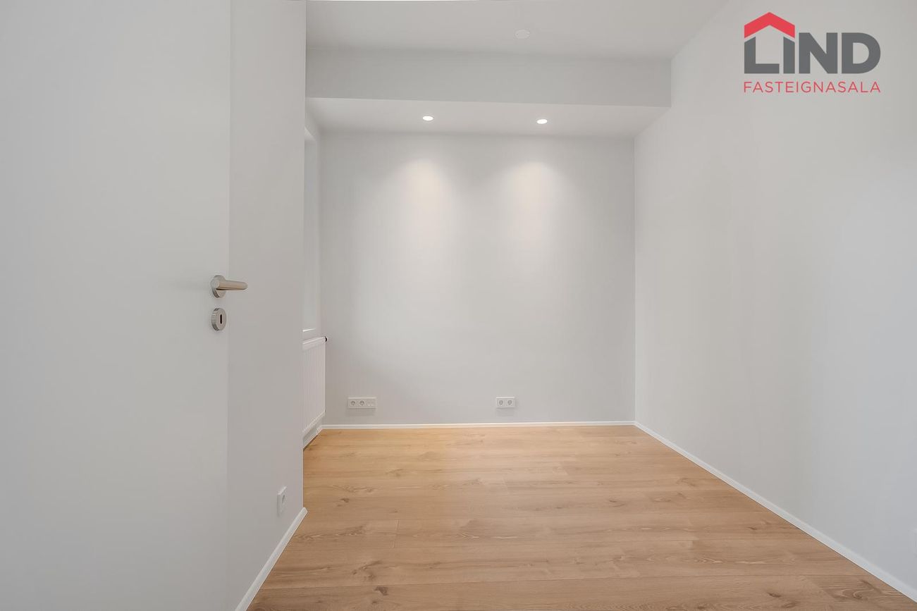 Áshamar 50 - 0401, 221 Hafnarfjörður