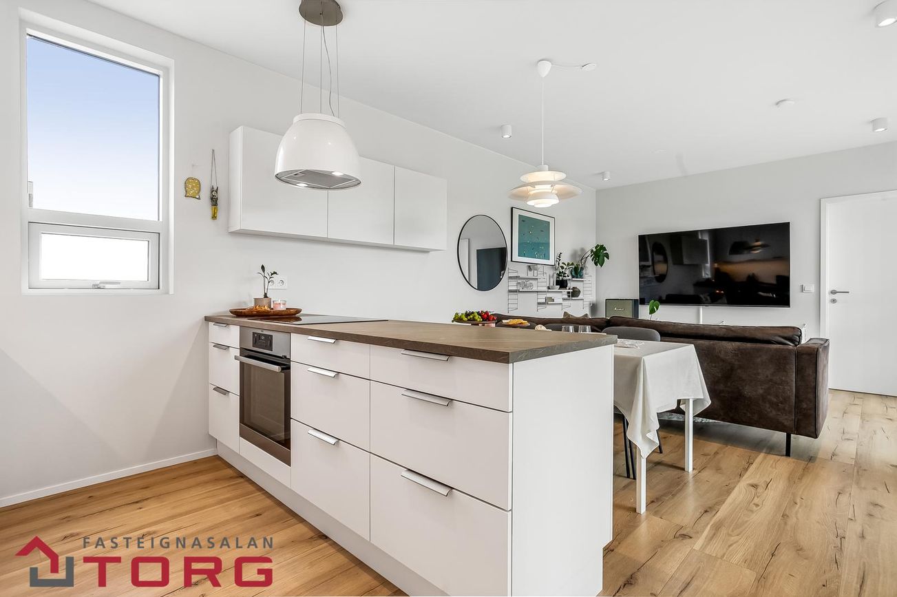 Áshamar 52 - 0307, 221 Hafnarfjörður