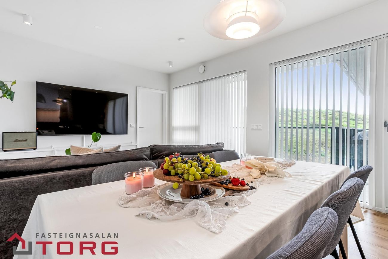 Áshamar 52 - 0307, 221 Hafnarfjörður