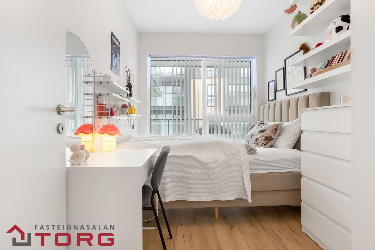 Áshamar 52 - 0307, 221 Hafnarfjörður