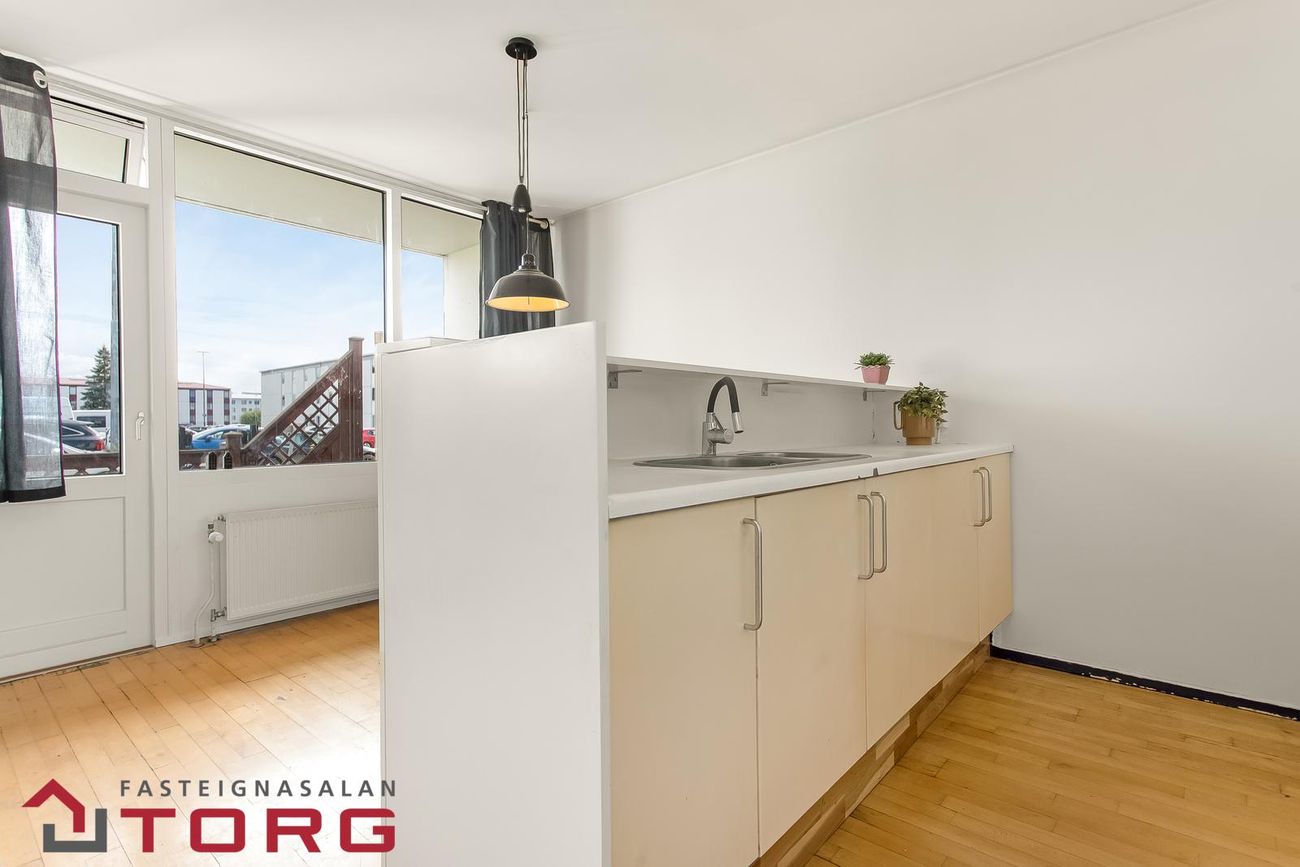 Ferjubakki 12, 109 Reykjavík