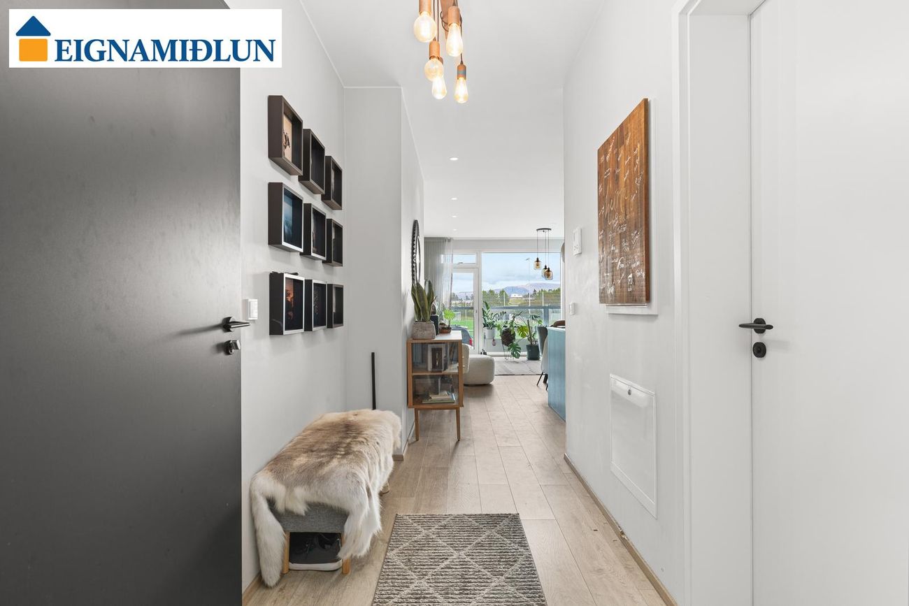 Valshlíð 14, 102 Reykjavík