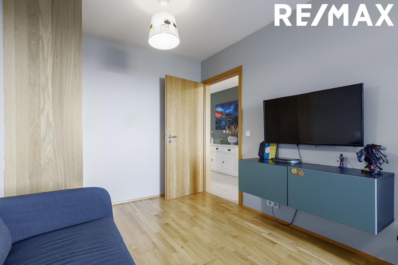 Ásakór 1, 203 Kópavogur