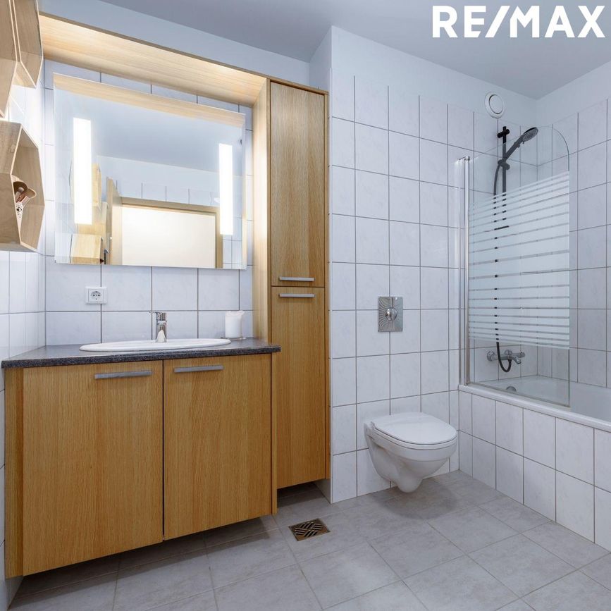 Ásakór 1, 203 Kópavogur