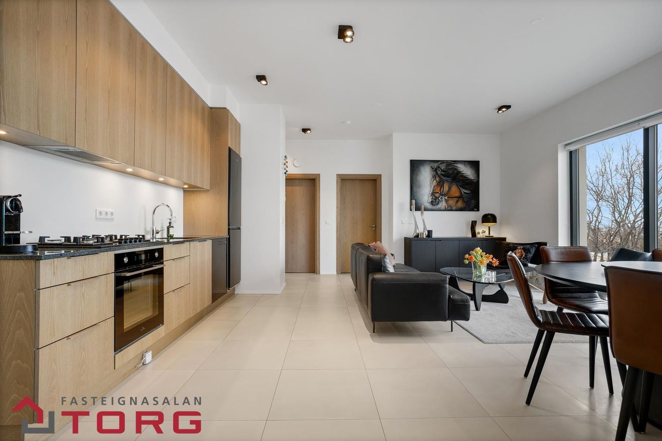 Garðatorg 2B - 0107, 210 Garðabær