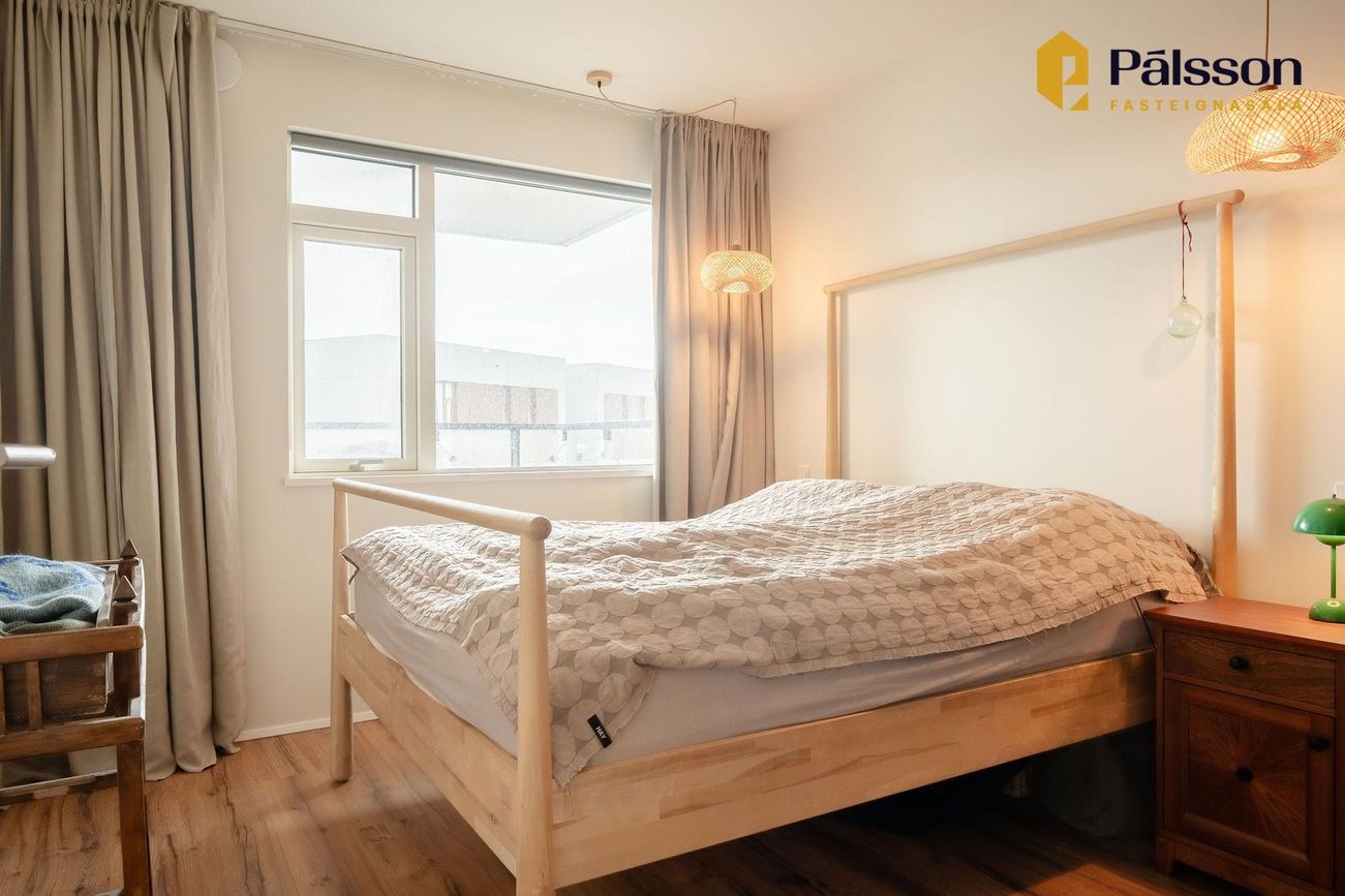 Hringhamar 1, 221 Hafnarfjörður