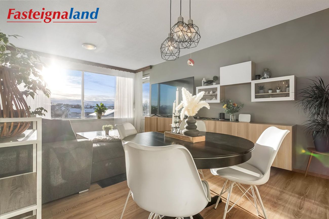 Flúðasel 61, 109 Reykjavík