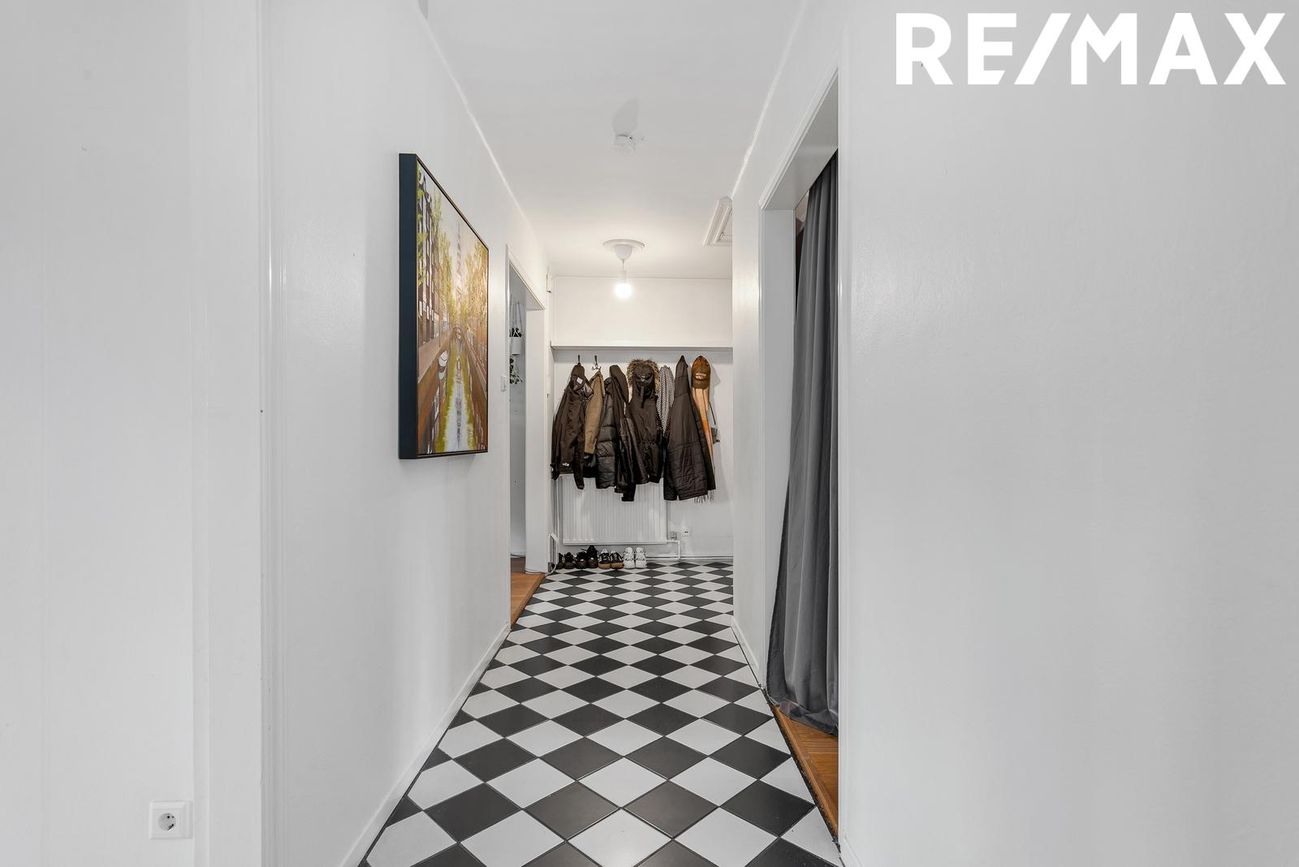 Grettisgata 80, 101 Reykjavík