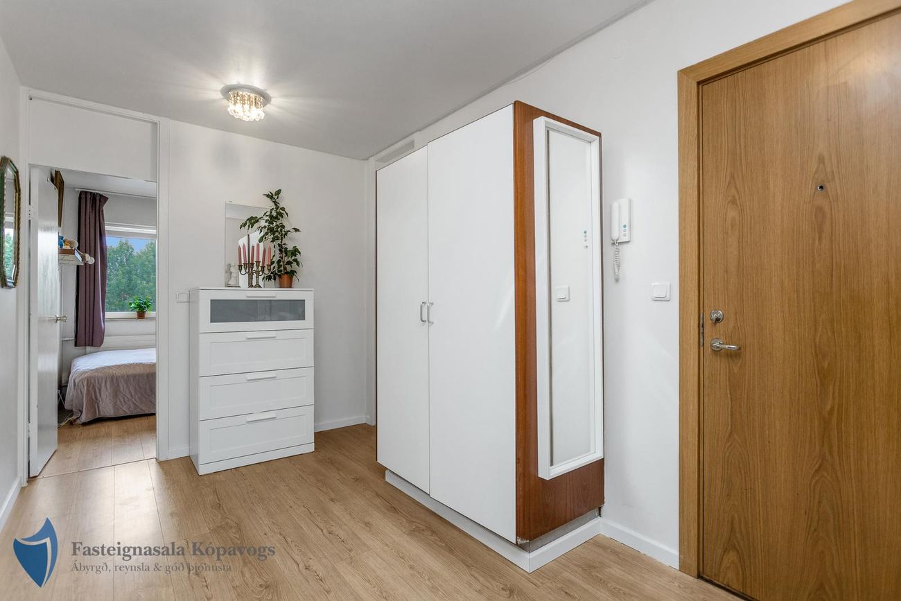 Iðufell 4, 111 Reykjavík