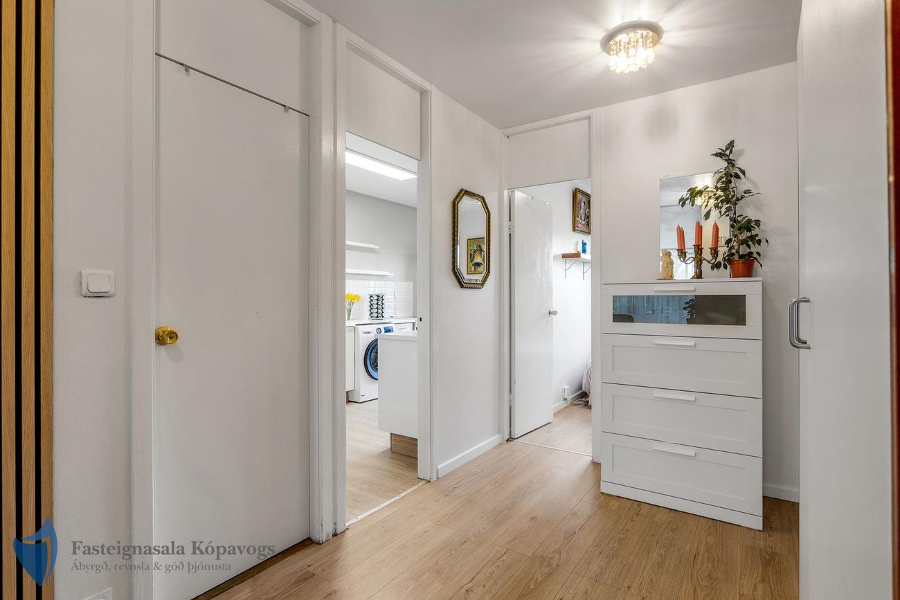 Iðufell 4, 111 Reykjavík