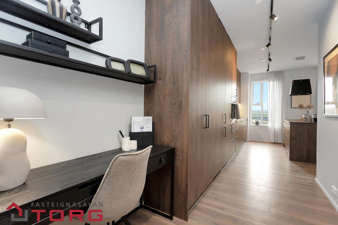 Áshamar 42 - 0506, 221 Hafnarfjörður