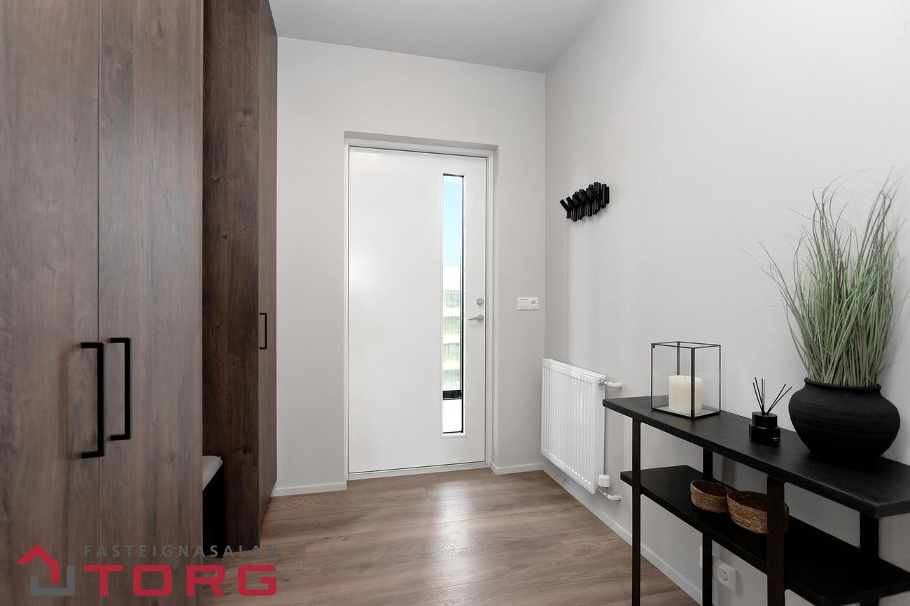 Áshamar 42 - 0506, 221 Hafnarfjörður