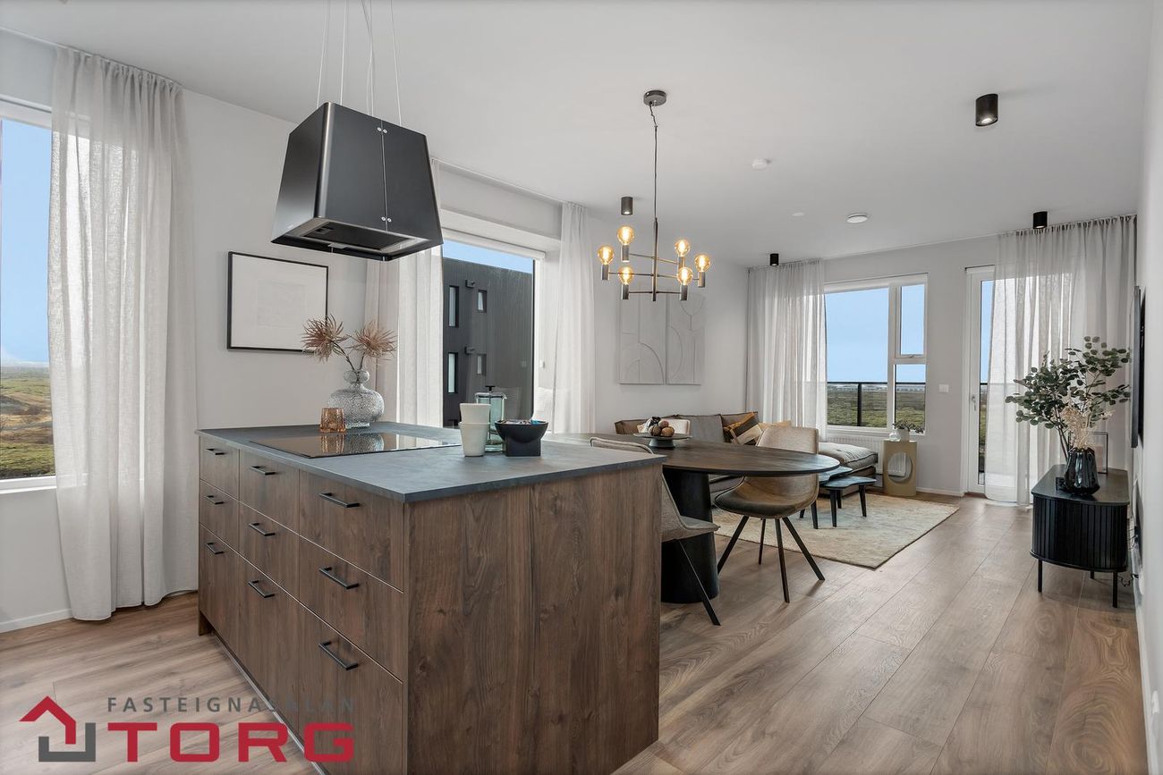 Áshamar 42 - 0506, 221 Hafnarfjörður