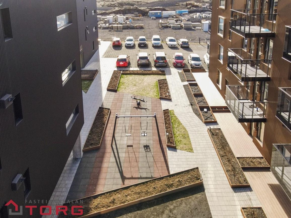 Áshamar 42 - 0506, 221 Hafnarfjörður