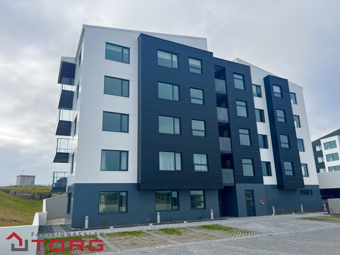 Asparlaut 24, 230 Reykjanesbær