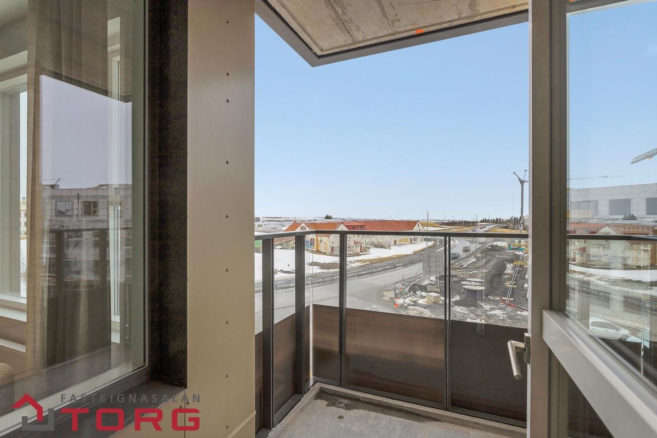 Vetrarbraut 2B - 0308, 210 Garðabær