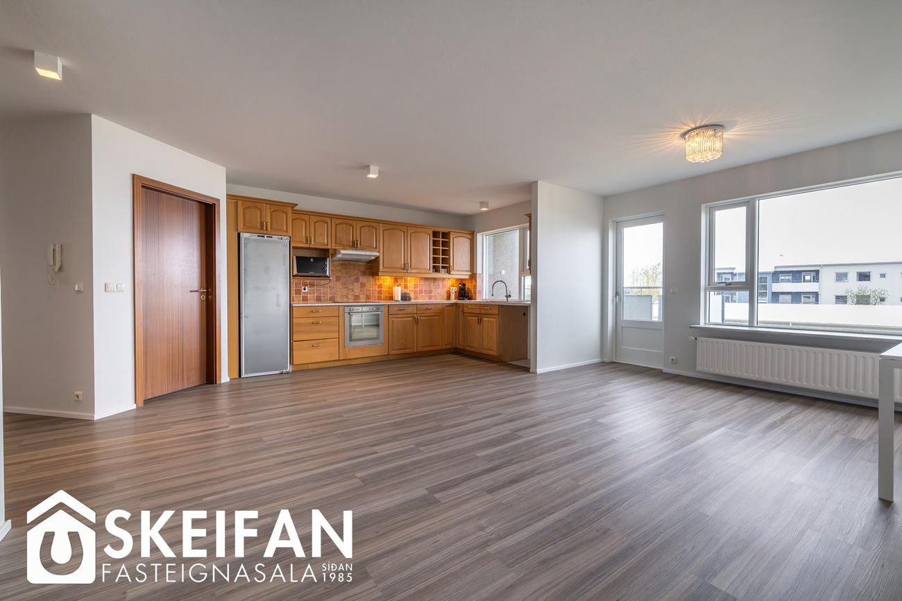 Barðastaðir 21 - 0203, 112 Reykjavík