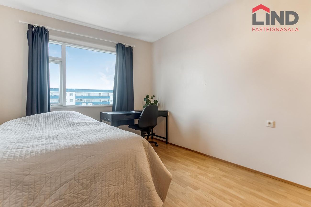 Kaplaskjólsvegur 27, 107 Reykjavík