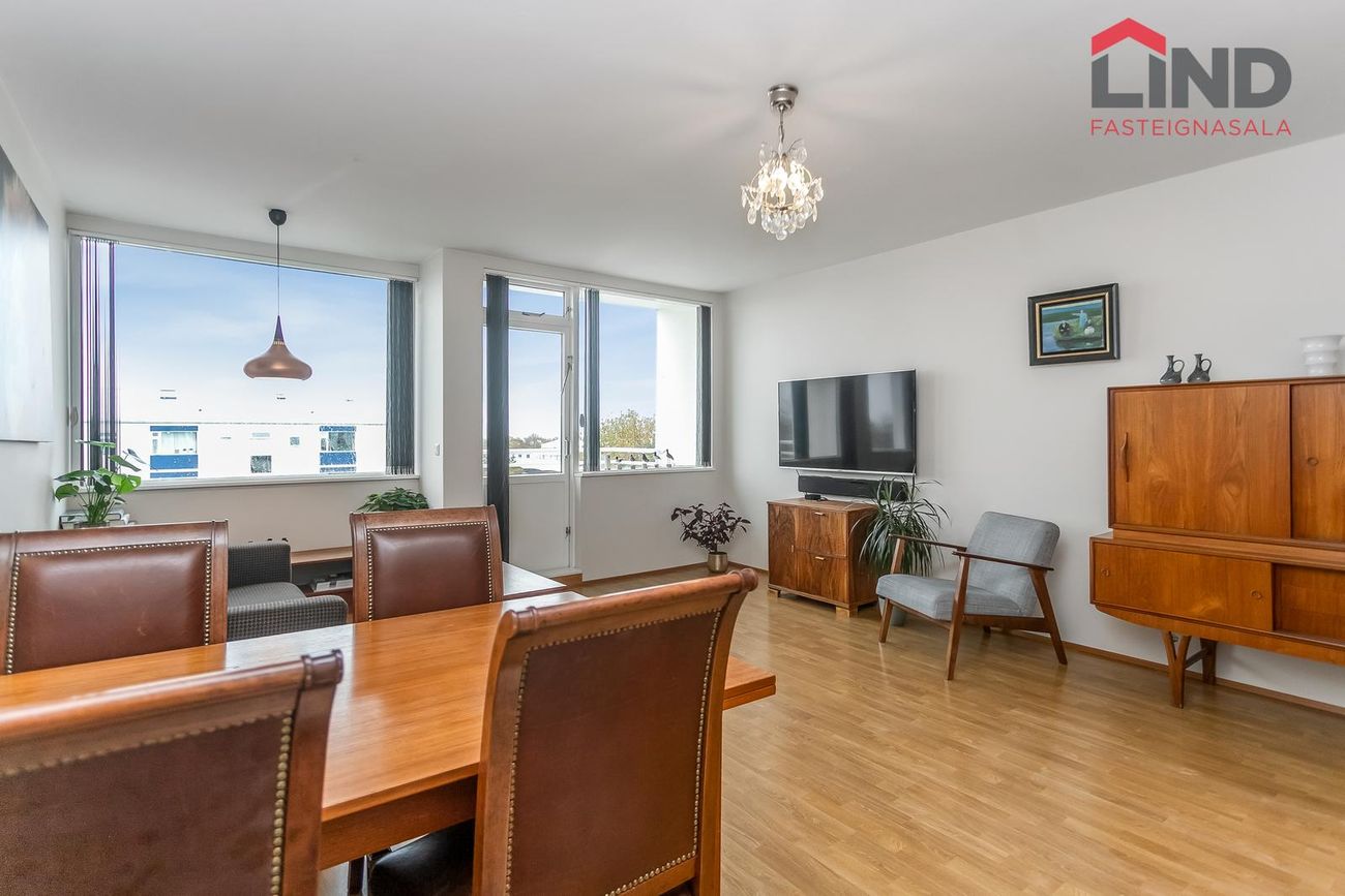 Kaplaskjólsvegur 27, 107 Reykjavík