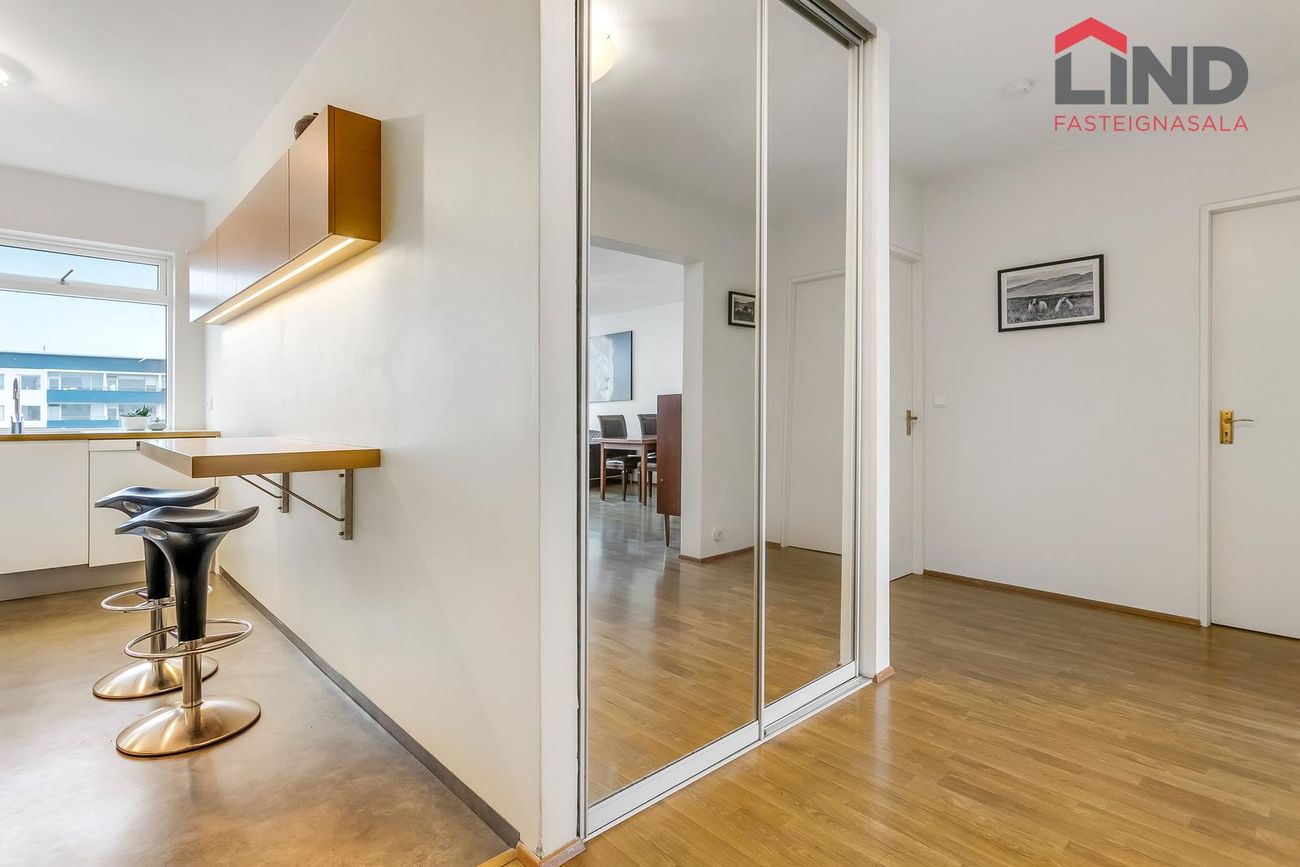Kaplaskjólsvegur 27, 107 Reykjavík