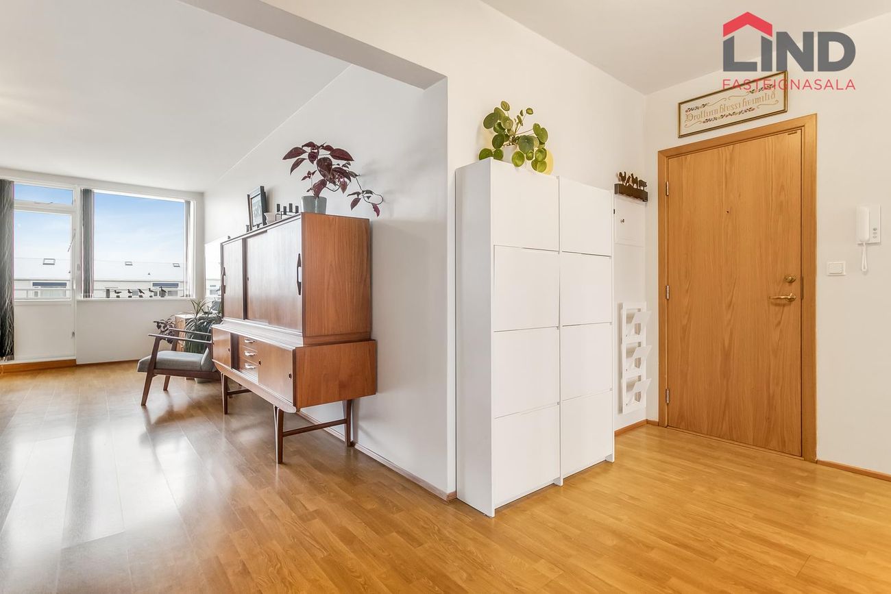 Kaplaskjólsvegur 27, 107 Reykjavík
