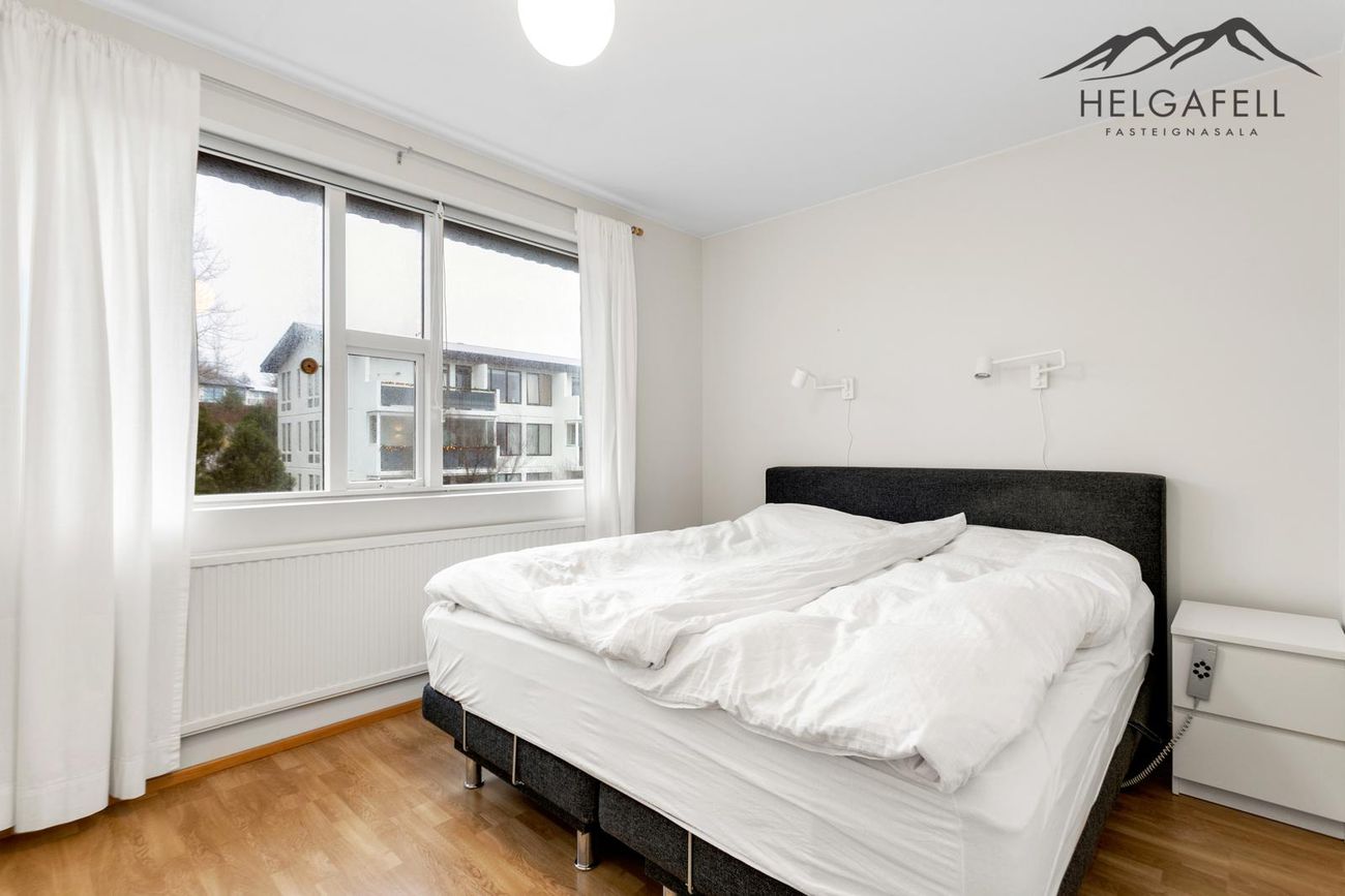 Hlíðarhjalli 14, 200 Kópavogur