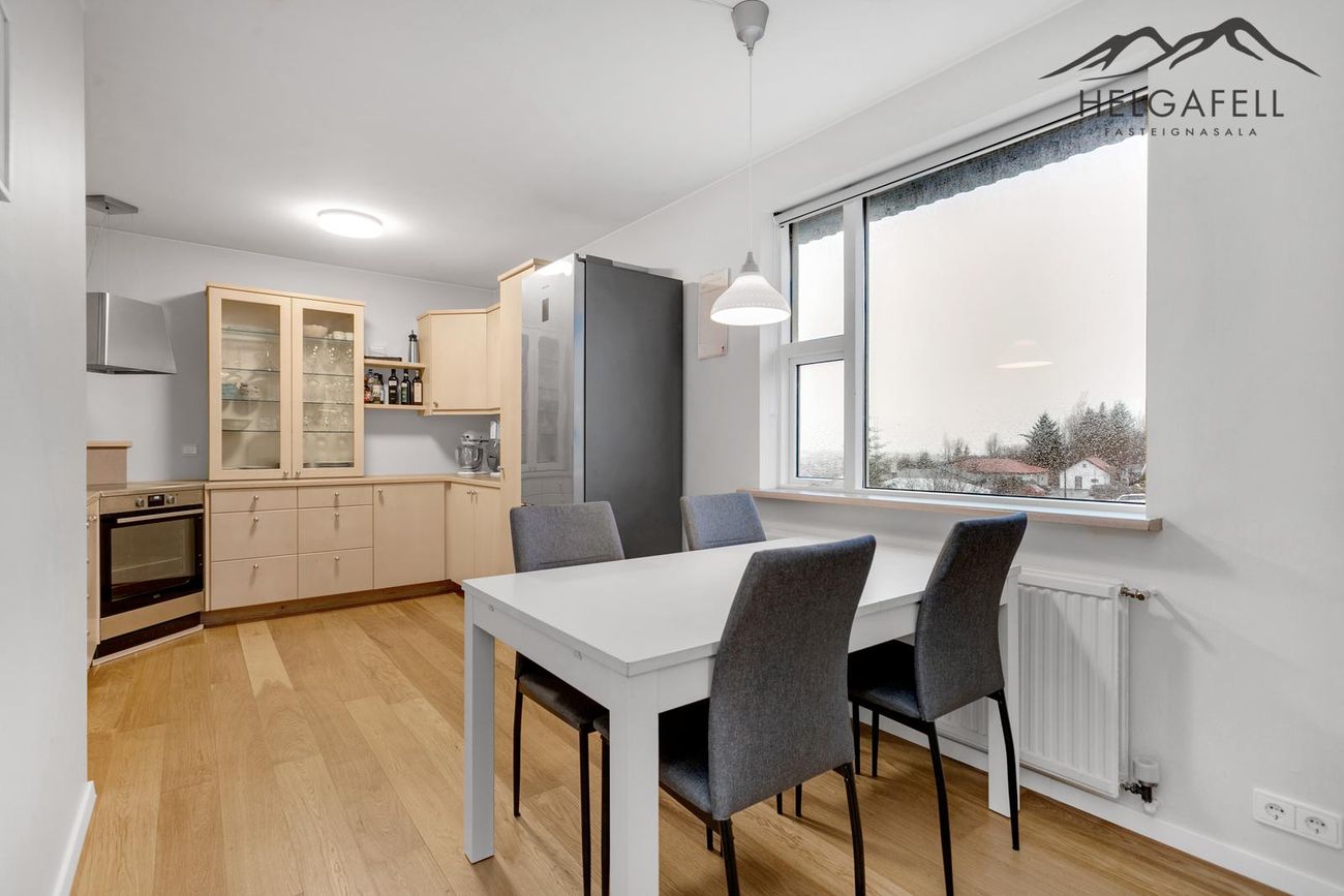 Hlíðarhjalli 14, 200 Kópavogur