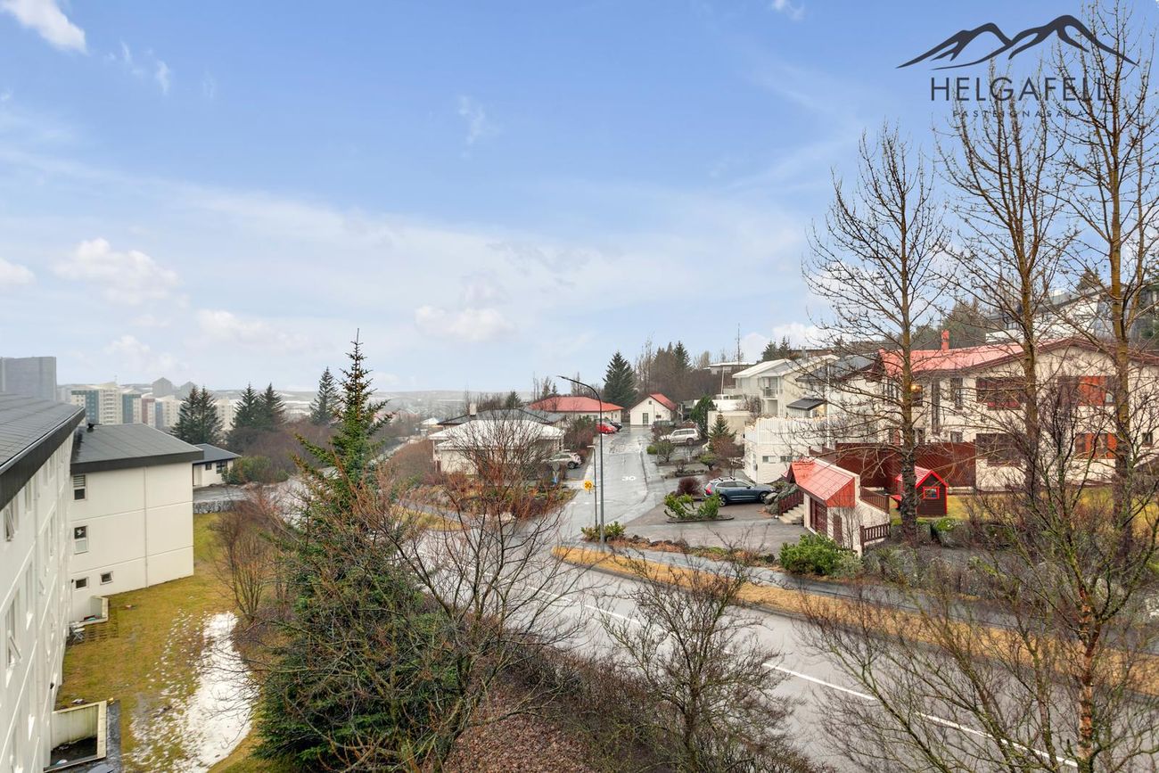 Hlíðarhjalli 14, 200 Kópavogur