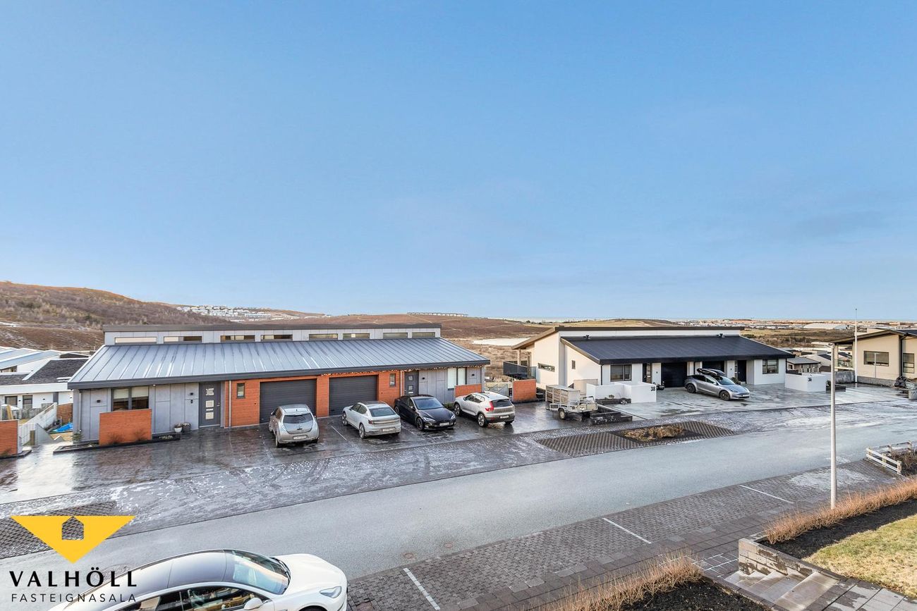Hraungata 25, 210 Garðabær