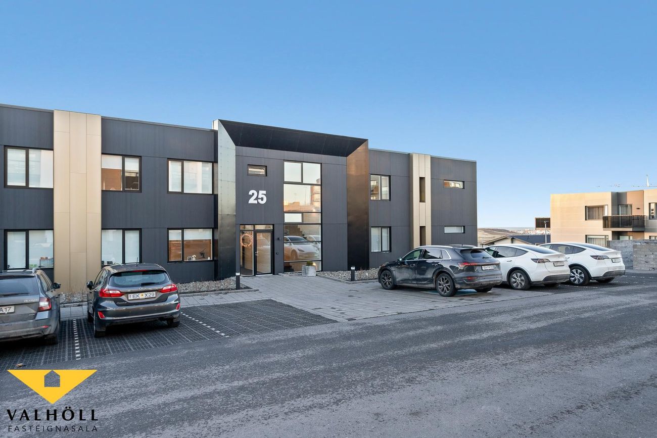Hraungata 25, 210 Garðabær