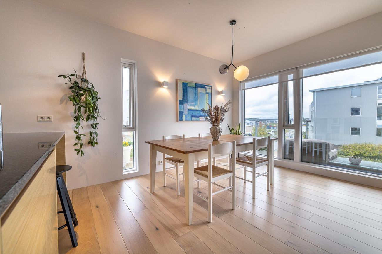 Friggjarbrunnur 5, 113 Reykjavík