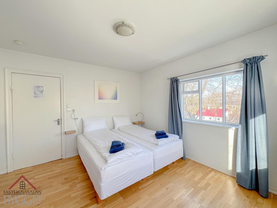 Munkaþverárstræti 33, 600 Akureyri
