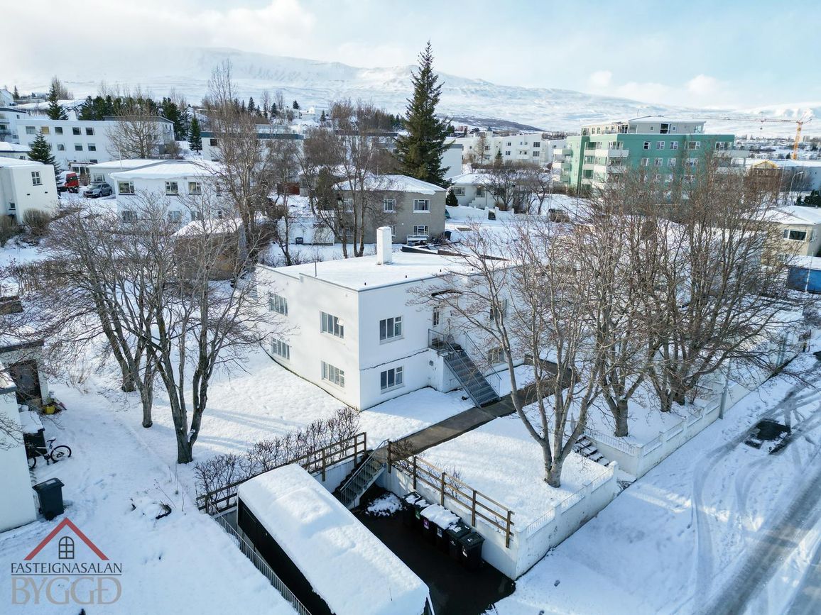 Munkaþverárstræti 33, 600 Akureyri
