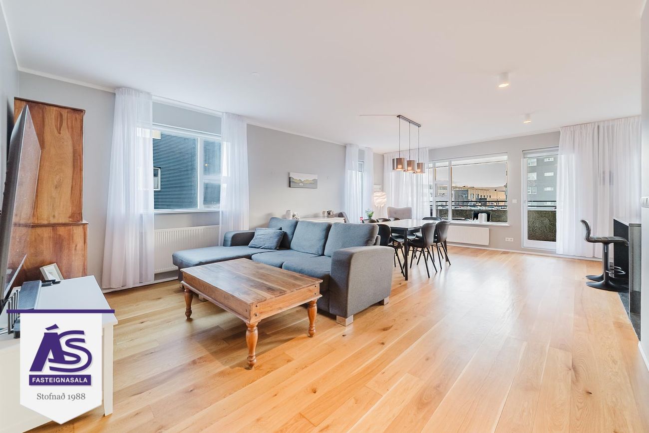 Engjavellir 1 - 0202, 221 Hafnarfjörður