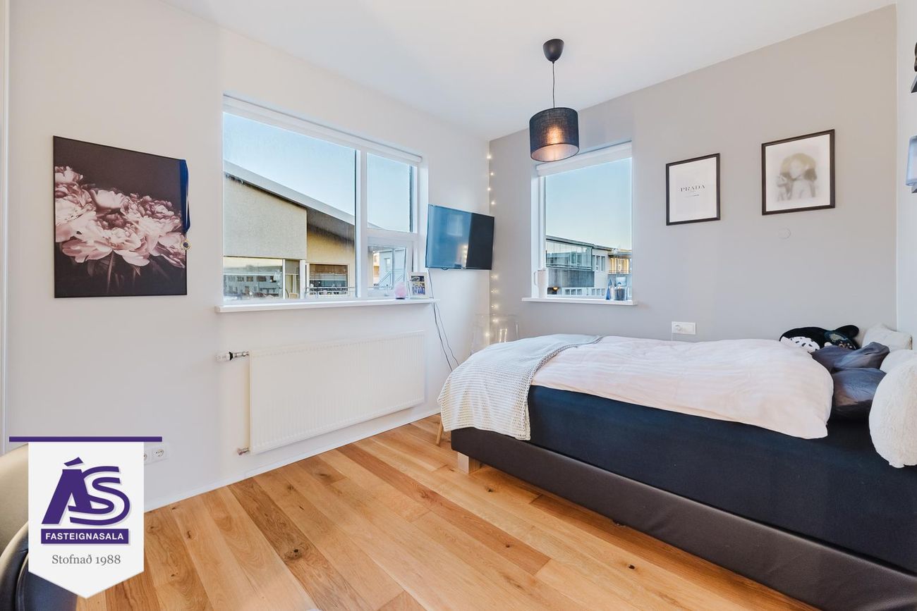 Engjavellir 1 - 0202, 221 Hafnarfjörður