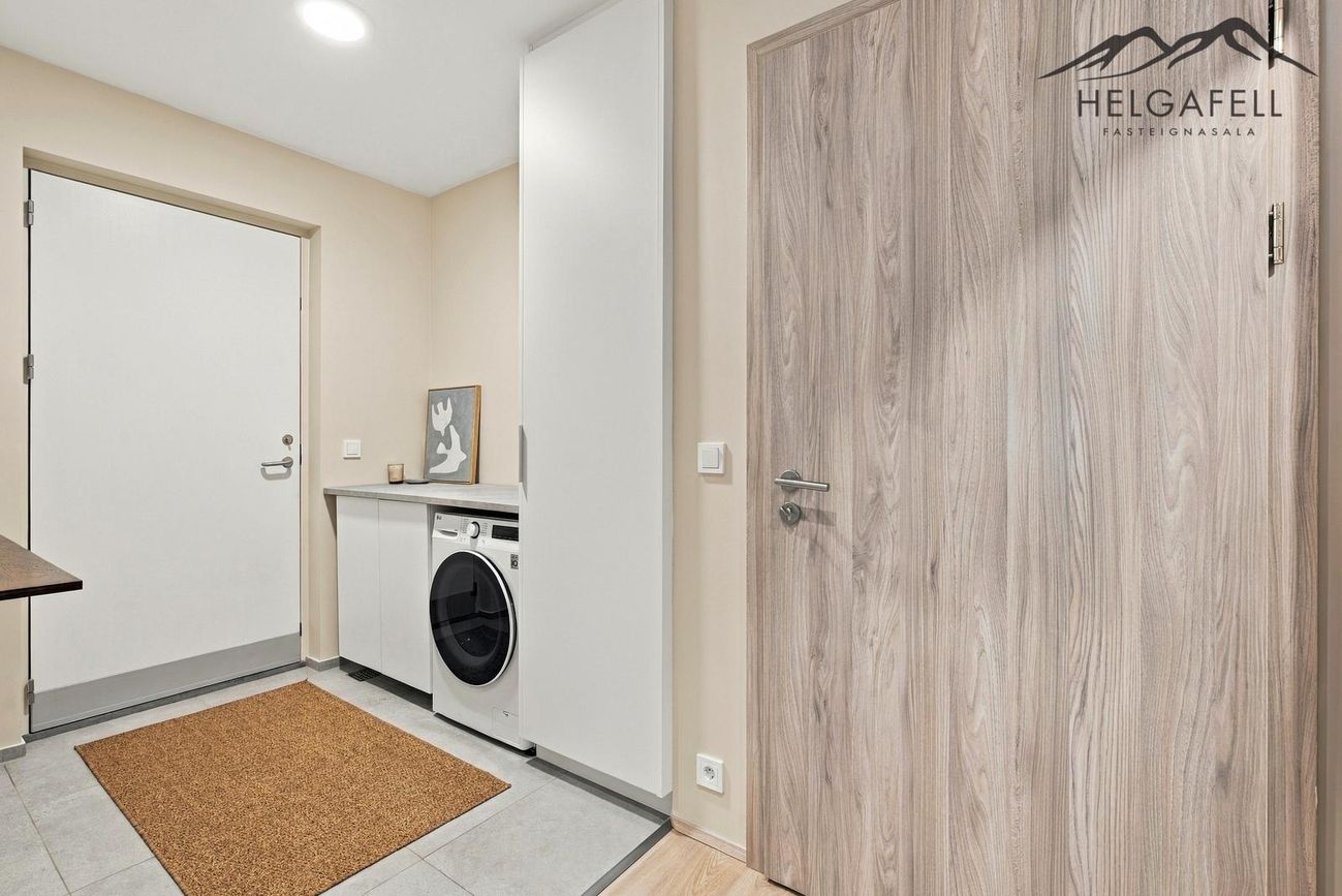 Dugguvogur 9, 104 Reykjavík