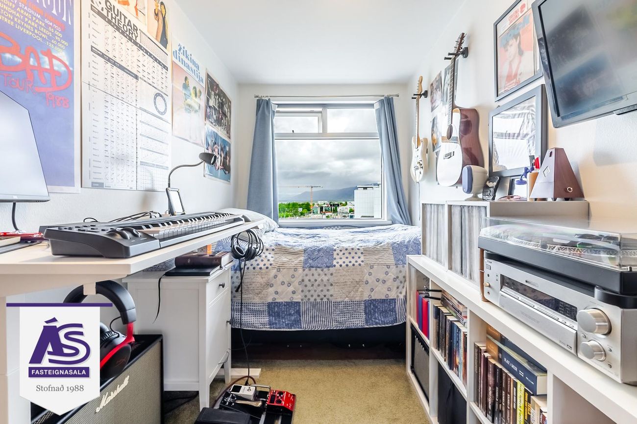 Álftamýri 2 - 0401, 108 Reykjavík